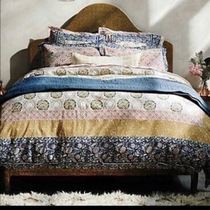 Anthropologie king Duvet Cover Set
